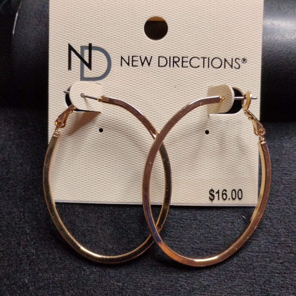 New Directions Oblong Gold Tone Modern Earrings